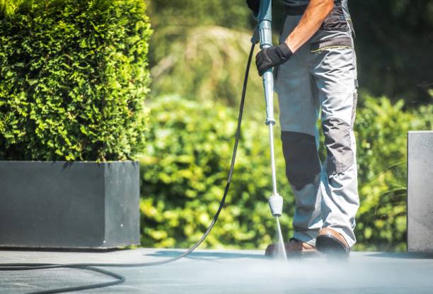Best Pool Deck Cleaning  in Heartland, TX